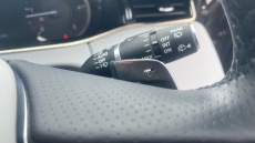 Land Rover Range Rover Evoque 2.0 D200 R-Dynamic HSE 5dr Auto Diesel Hatchback